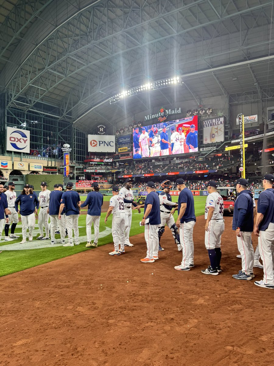 Astros win.