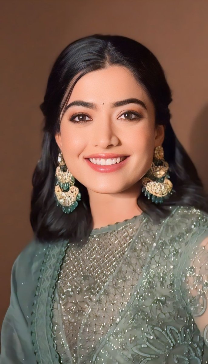 From your biggest fan: You embody elegance, talent, and charm. Your performances leave an indelible mark on our hearts. Thank you for being amazing @iamRashmika ❤️ #RashmikaMandanna ❤️