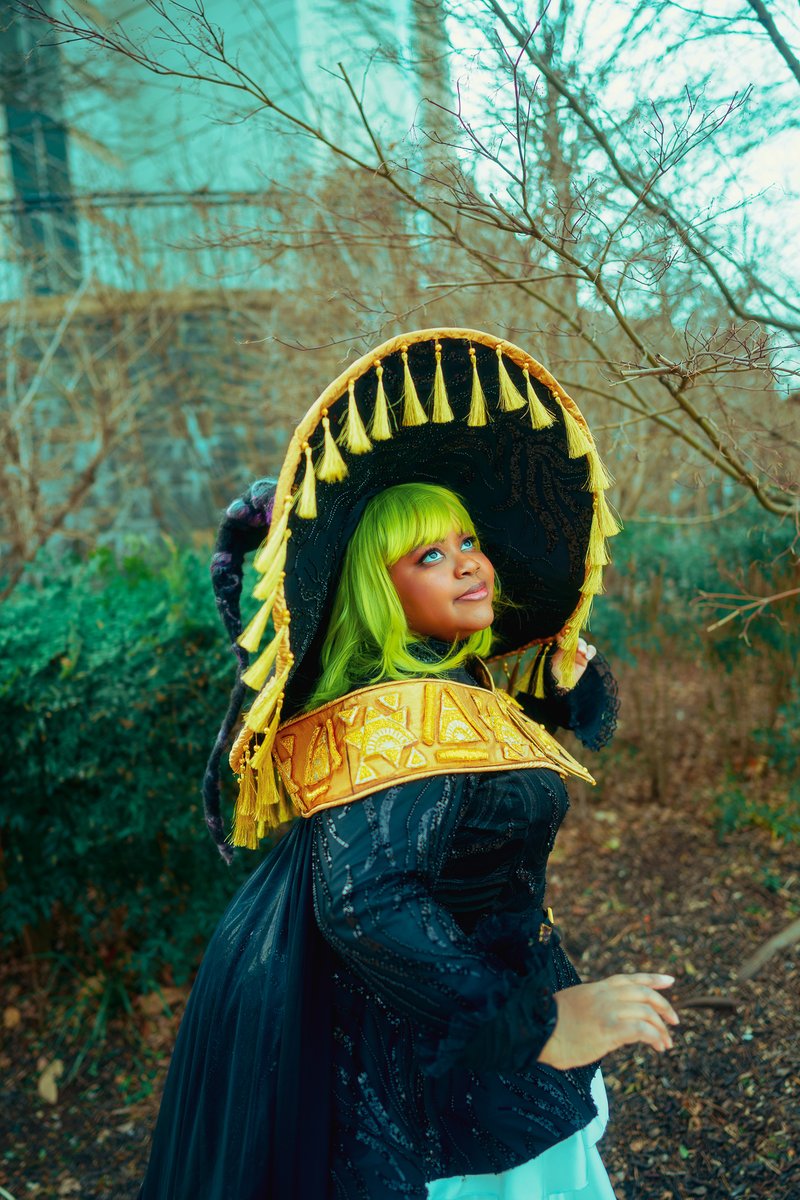 'If you told that is was hopeless, I'd have turned to despair to move forward.' 📷: @FxDandy Miss Brimhat is here!! This was such a fun cosplay to do, I'm so glad all the textures shine through #witchhatatelier #witchhatateliercosplay #coco #cococosplay