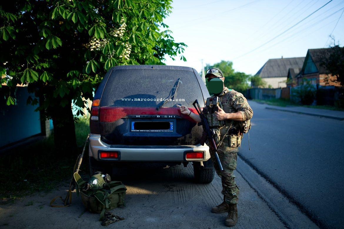 SASCoPerryville's tweet photo. @tincazzi Spending time with these guys before heading to the front lines ! 

#UkraineWar #Ukraine #drones #freedom https://t.co/74B2myfdJQ
