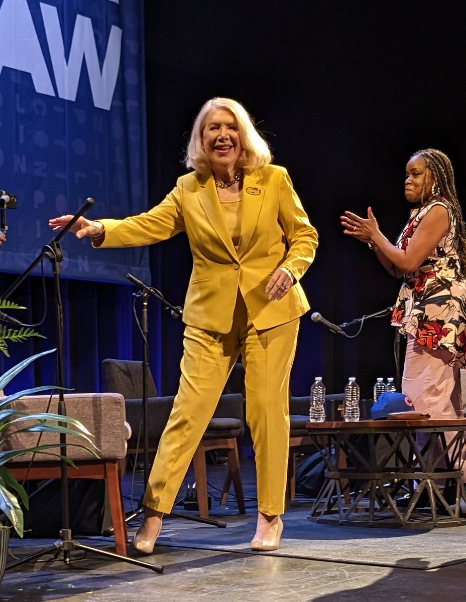 #SistersInLaw @BarbMcQuade @JillWineBanks @JoyceWhiteVance @KimberlyEAtkins  In Chicago.