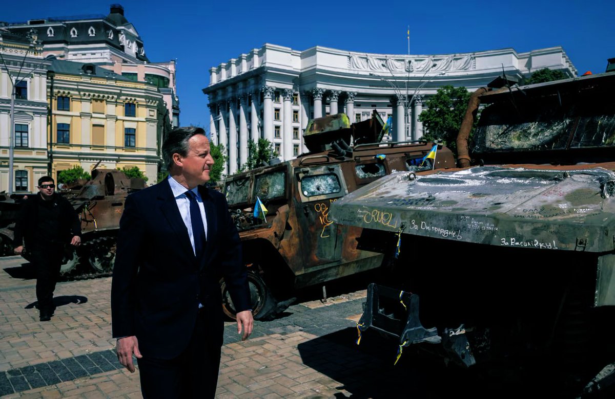 “We will give three billion pounds every year for as long as is necessary.” 🇬🇧🇺🇦

David Cameron told Reuters that Ukraine had a right to use the weapons provided by London to strike targets inside Russia, and that it was up to Kyiv whether to do so.