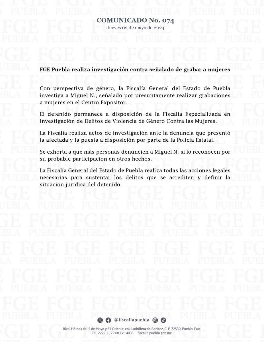 Miguel N. es investigado por la @FiscaliaPuebla y permanece a disposición ante el señalamiento de presuntamente grabar a mujeres. Se exhorta a que más personas lo denuncien si lo reconocen como probable partícipe de otros hechos. 📄 goo.su/3omzUp