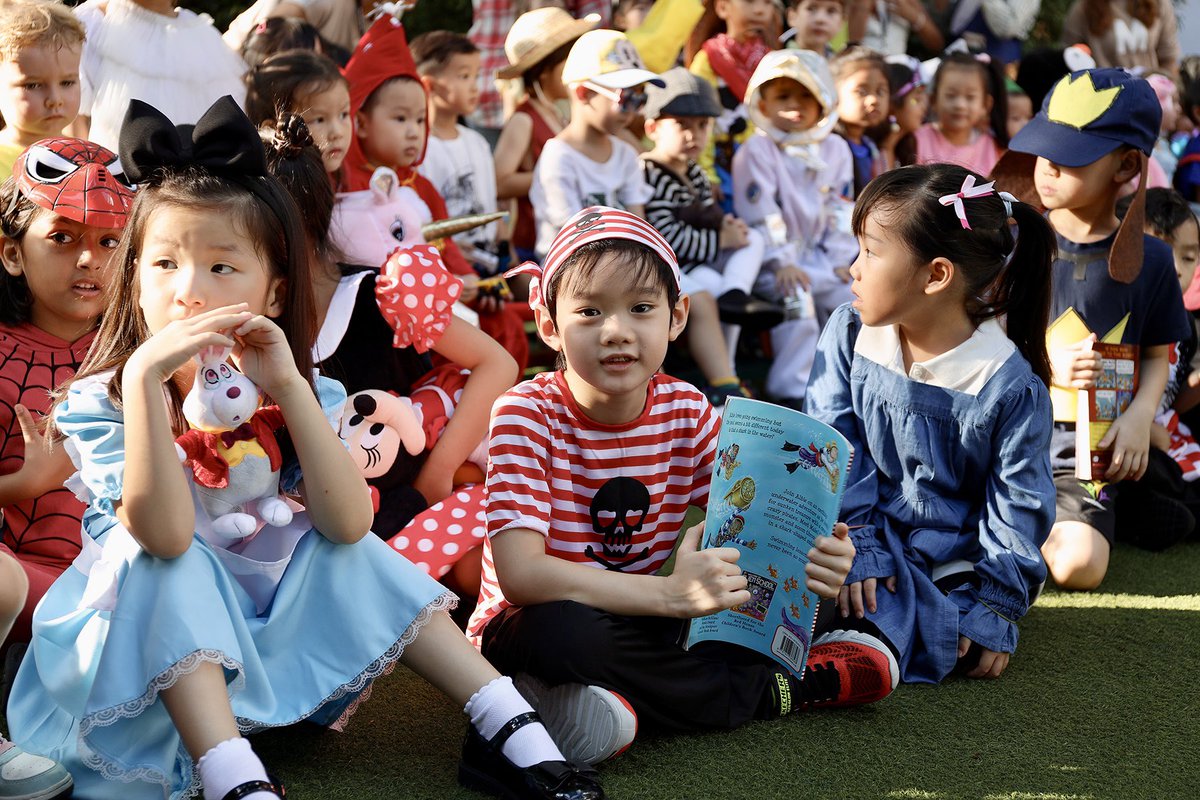 vinowong's tweet photo. Stepping into the spotlight, our little characters march on with smiles and stories in tow at the Book Week Parade. 

#LittleLegends #BookWeekParade #ispkl #thehappynow #moments #picoftheday #photooftheday #blessed #familytime #makingmemories https://t.co/IImyIzLdjl