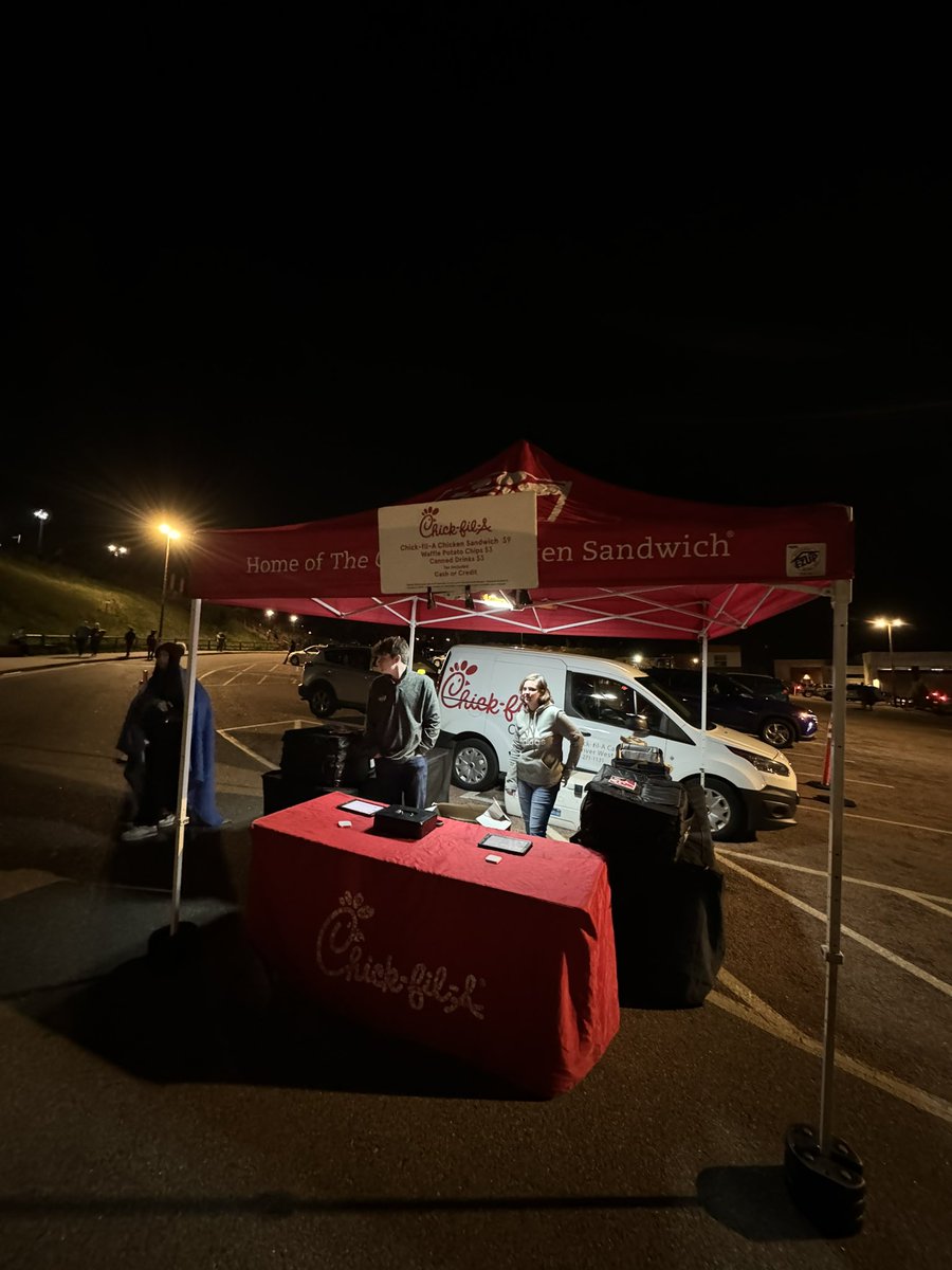 Favorite collab is the @ChickfilA catering truck selling sandos in the parking lot after @RedRocksCO shows.
Just in case you missed it, @Trevornoah absolutely killed tonight…