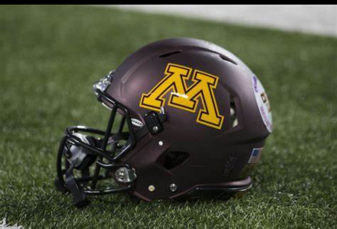 Thank you @CoachKoehler  and @CoachHarbaugh from @GopherFootball for stopping by the Creek to see our guys.