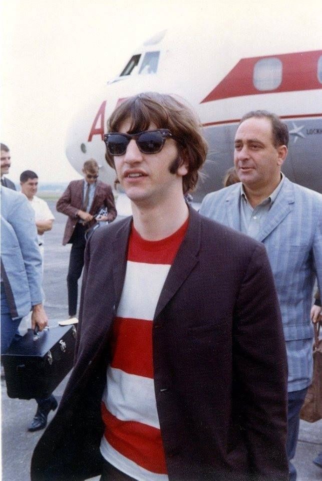 #RingoStarr at airport during the American Tour of #TheBeatles in August 1965