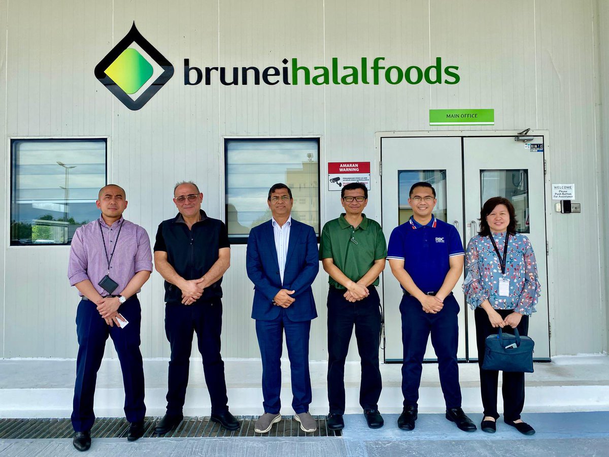 This morning 🇦🇺’s Business Champion for Brunei, Dr Rahman, introduced an Australian investor to the owners of 🇧🇳’s leading halal food processing facility. Lots of potential for Australian investment in this critical sector for Brunei’s economic diversification! #AusSEAInvested