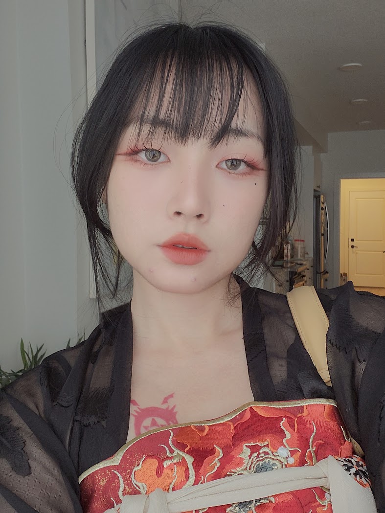 enralis's tweet image. i&apos;m enralis, 1/2 of @snackodev 🇨🇳🇨🇦 
i illustrate, place pixels, model, write, and more!
i love visual novels, hanfu fashion, &amp;amp; sim games

lots of snacko character arcs are inspired by my experience with diaspora🌸 #AAPIInGames