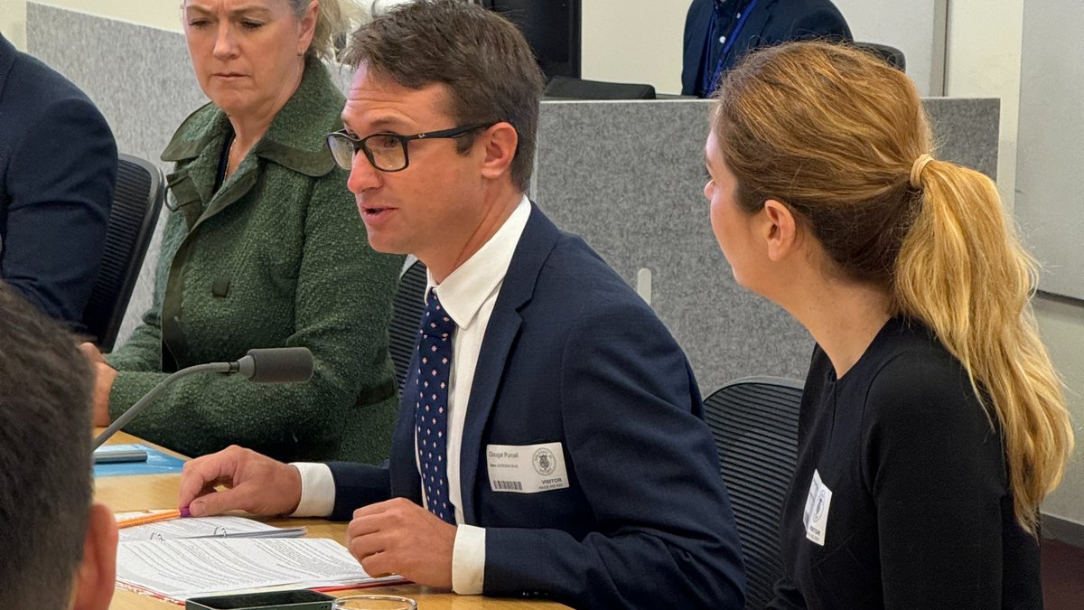 📷 Victoria's food supply inquiry held its first public hearing, involving witnesses including <a href="/VicGovAg/">Agriculture Victoria</a>, <a href="/VicFarmers/">Victorian Farmers Federation (VFF)</a>, <a href="/MAV_1879/">Municipal Association of Victoria (MAV)</a>, @sustainaus &amp; @VicGovDTP. #springst