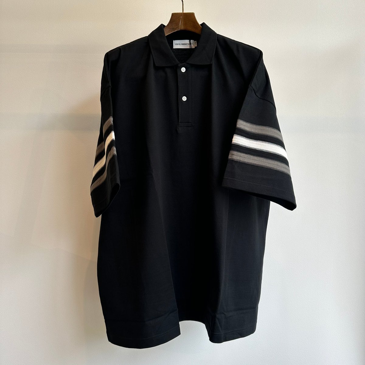 suhisat's tweet image. ㅤㅤㅤㅤㅤㅤㅤㅤ
COOTIE Jacquard Sleeve Polo

We will ship overseas. 
ㅤㅤㅤㅤㅤㅤㅤㅤ
#COOTIE #クーティー
#Jacquard #Sleeve #Polo
#YOKOHAMA #横浜 
#横浜元町
#横浜中華街
#HAWAIIAN #SHIRT #SHORTS
#みなとみらい
#元町ラバーズ
#instagood #follow