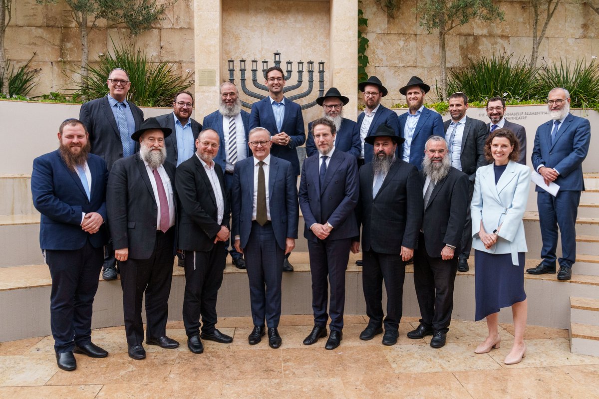 PM ANTHONY ALBANESE MEETS WITH ORTHODOX RABBIS IN SYDNEY Accompanied by Allegra Spender and Josh Burns. Major purpose was to tell the rabbis that the Labor govt is opposed to antisemitism. Reassured?