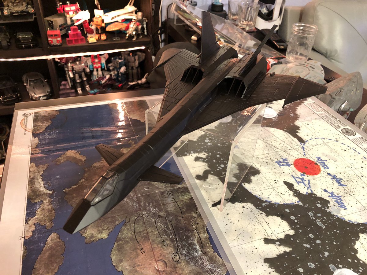 GeekToyLove's tweet photo. Sealed the finish on the Mig 31 Firefox and added the few needed details.
#2024Commissions #GeekDen https://t.co/8vkBMHkJqz
