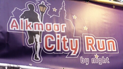 Start #Alkmaar City Run by night vanaf Molenbuurt beatfm.nl/nieuws/artikel… #Heiloo #Castricum #Bergennh