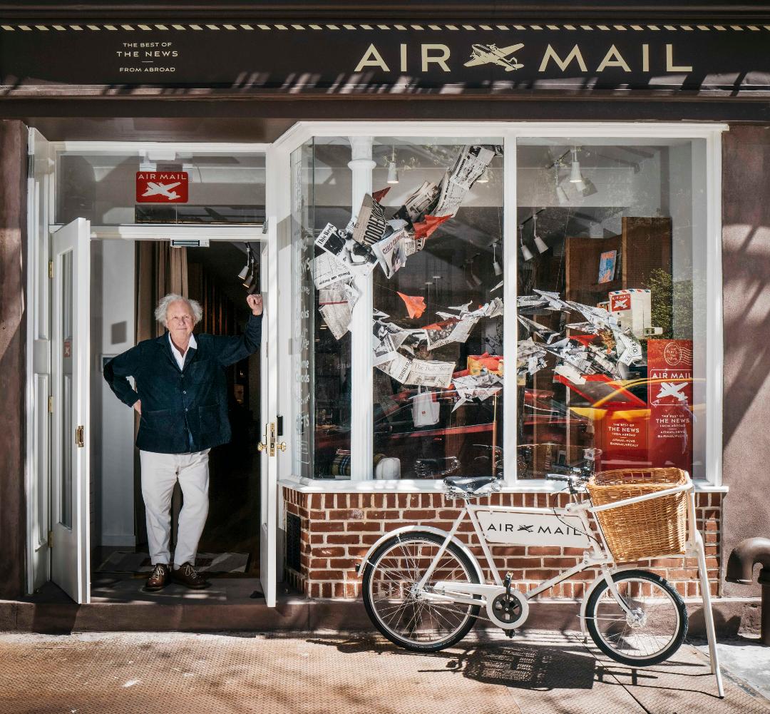 At a loose end in Manhattan? At a loose end and feel like going to Manhattan? If so, do not forget to drop in on the @AirMailWeekly store at 546 Hudson where you can bathe your tired eyes on the latest Strong Words, newsstanding it like a champion