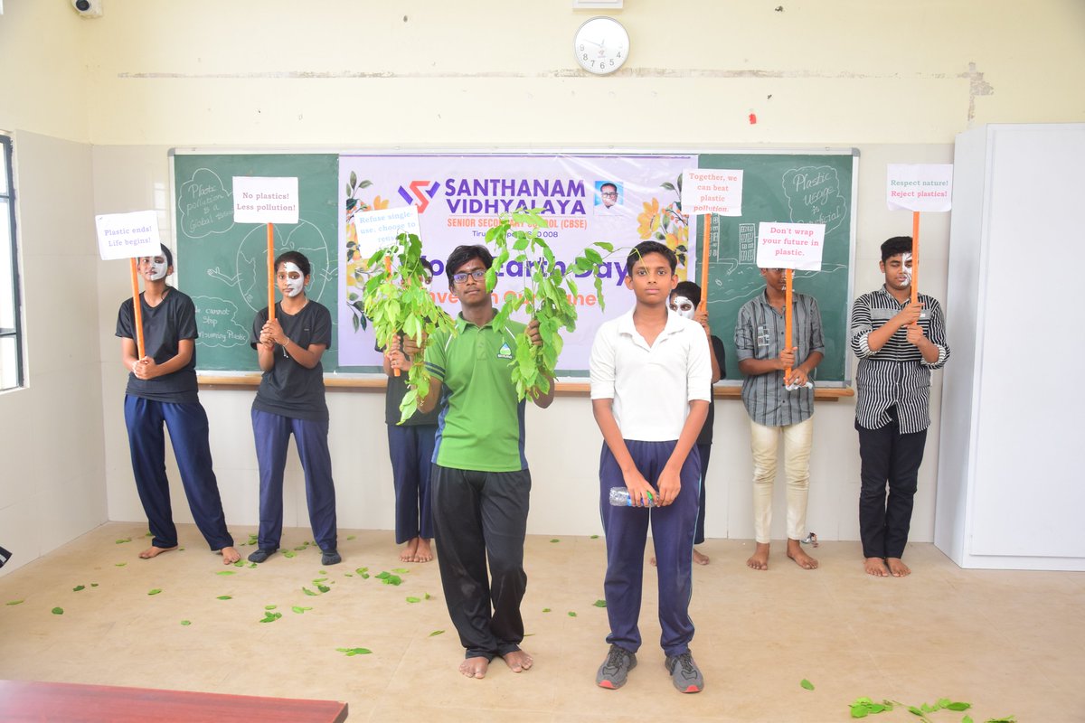 'Only we humans make waste that nature can't digest'
We celebrated World Earth Day with the theme 'Planet vs Plastic'. Students organised a rally to create awareness about the ill effects of plastic on the environment. 

#WorldEarthDay #SaveEarthSaveNature #InvestInOurPlanet
