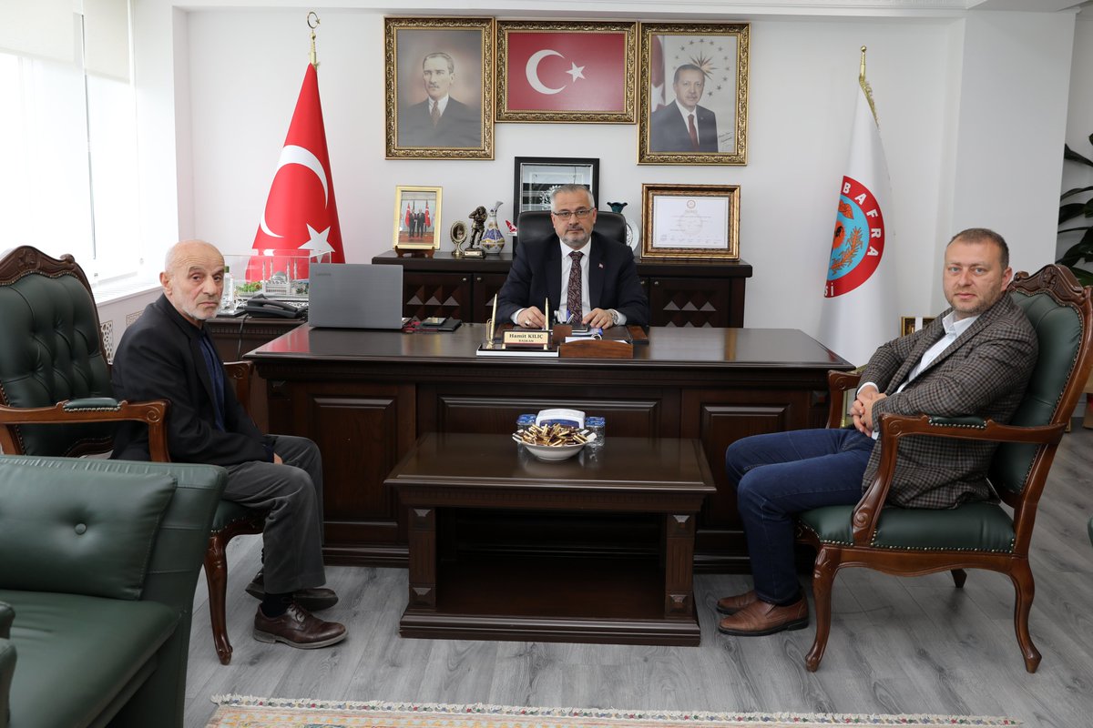 AK Parti İlçe Başkanlığı Yönetim Kurulu Üyesi Furkan Bakan ve iş insanı Metin Aydın bizleri belediyemizde ziyaret ederek hayırlı olsun temennilerini ilettiler. Kendilerine nazik ziyaretleri için teşekkür ediyorum.