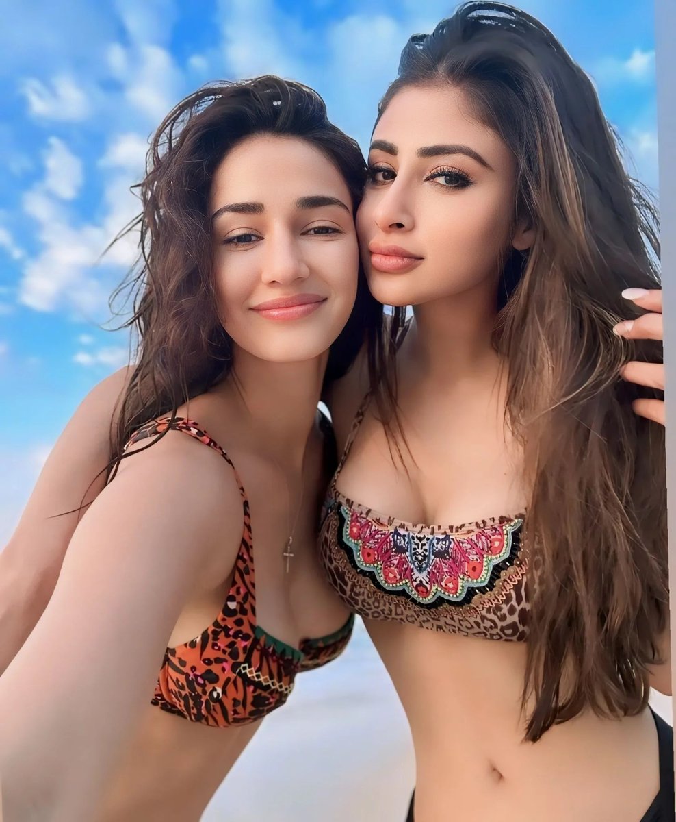 Hottest Duo🥵
#DishaPatani & #mouniroy