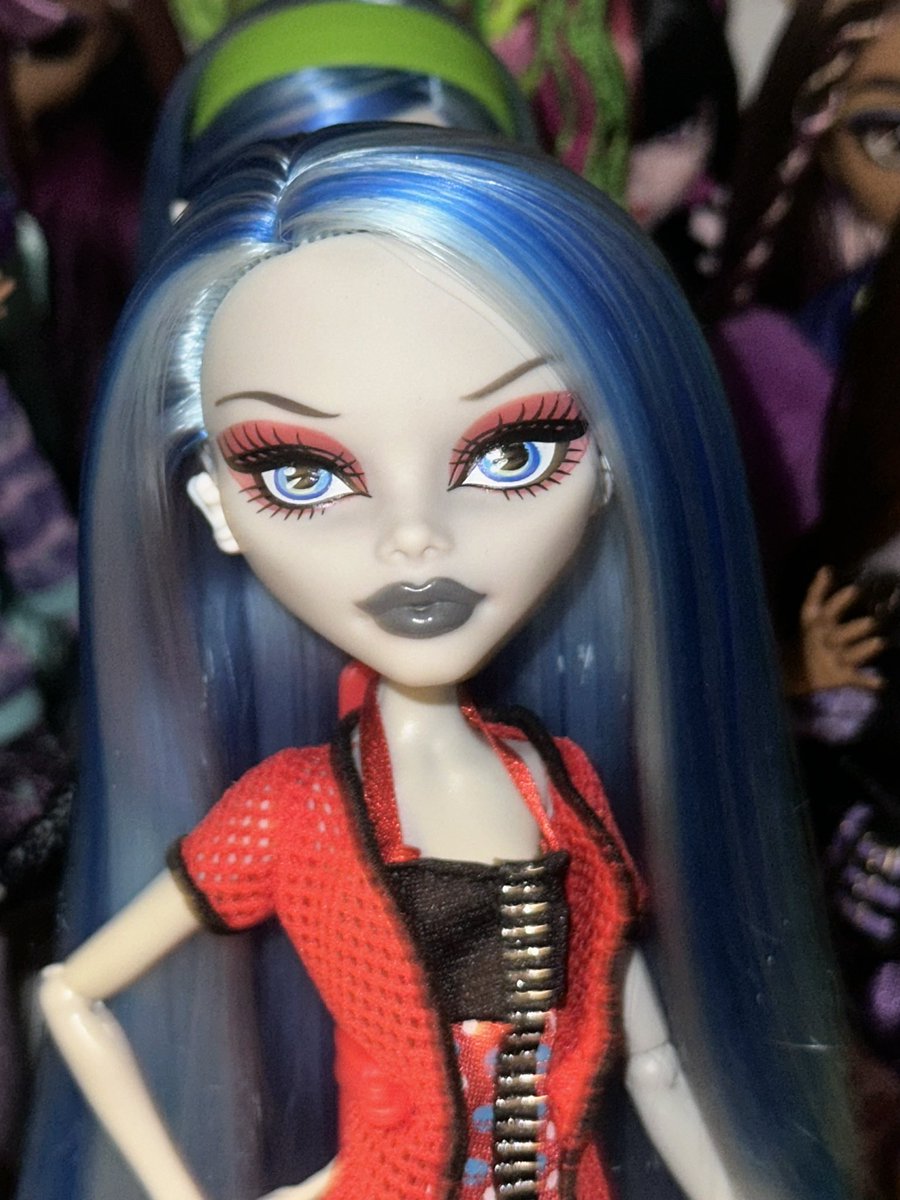 I want more dolls with mean looking mugs