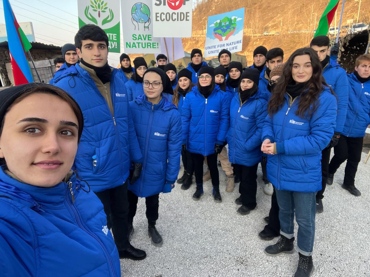 Expect some of these young Azerbaijanis who proudly blocked and starved 120,000 Armenians for months in a genocidal siege show up as participants in @UNAOC young “peacebuilders” program. #HitlerYouth #WFID6 #Azerbaijan