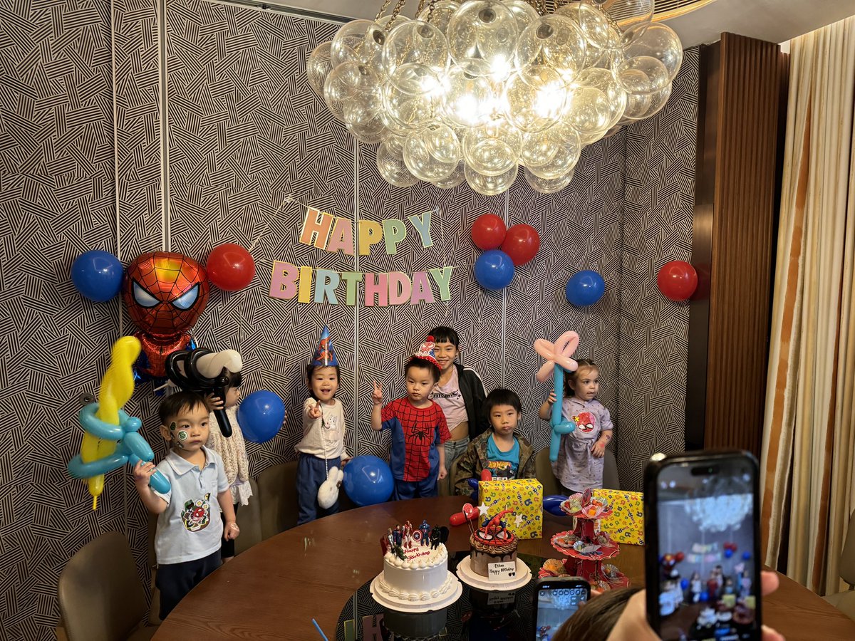 MagicPartyMacau's tweet photo. 澳門魔術師, 魔法生日派對 @澳門濠尚會所
魔法生日會PARTY 澳門小朋友生日會，魔法生日會
 https://t.co/gU4iL5wtSP…
 #澳門魔術師 #macaumagician #澳門魔術派對 #澳門派對場地 #澳門充氣城堡 #macaumagic #澳門商場魔術表演 #澳澳門魔術 #澳門小朋友生日會 #濠尚會所 #海上居會所  #澳門會所 https://t.co/Sp7WlNucYf