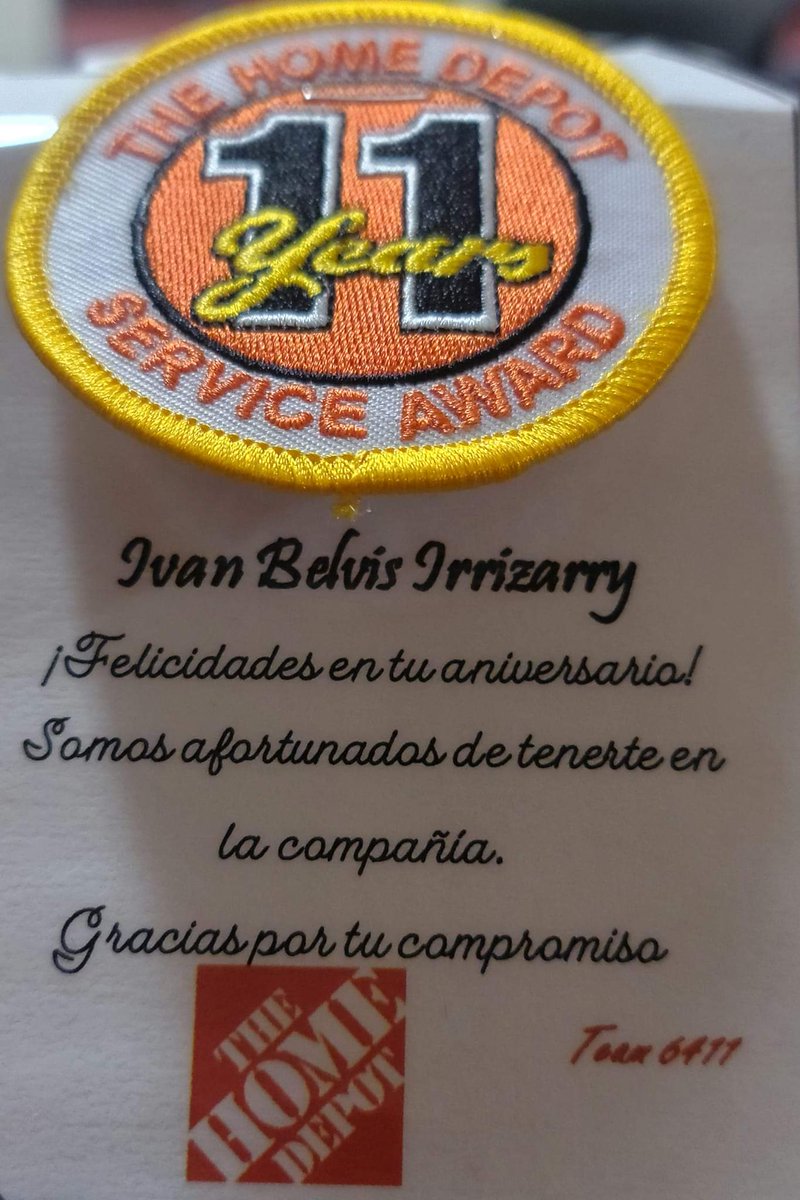 thd0989's tweet photo. Celebrating with Ivan Belvas on his 11 years anniversary! Congratulations to you! 
#happyanniversary #serviceawards #thankyou #livingourvalues  #Recognition #orangefamily #bleedorange #get #awesomejob #thankyou #happHDversary #Recognition #THD6411  #homedepot6411 #team6411 https://t.co/WAh4Q1XoK7
