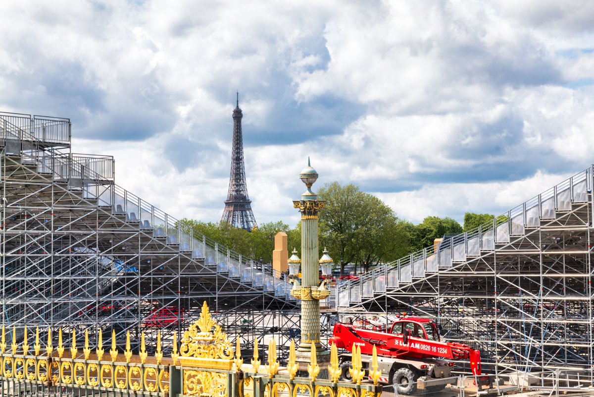 La place de la Concorde bientôt fin prête pour accueillir les JO Paris 2024. Leica SL2 #eiffel #eiffeltower #parisfrance #jmlpyt #regionparisienne #explorefrance #concorde #placedelaconcorde #jeuxolympiques2024 #paris2024 #leica #leicaphotography #leicacamera #leicacamerafrance