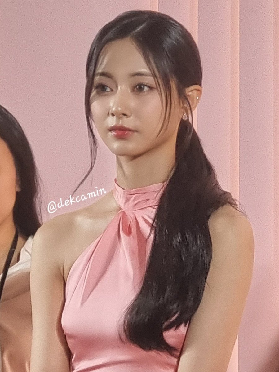 TZUYU IS UNREAL