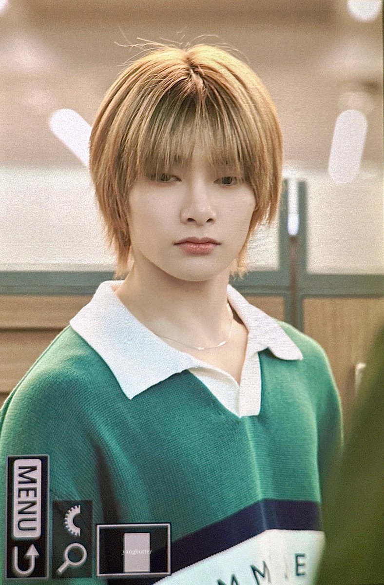 hourlyjgn's tweet photo. he looks so pretty https://t.co/C6141SadG1