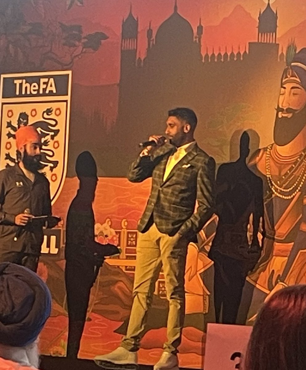 sukirandhawa4x4's tweet photo. It was with great pleasure to have  been invited to the 2nd #FAVaisakhi2024 event hosted by @dal_darroch at #Wembley @englandfootball  
We had the privilege to listen to so many Inspirational guest speakers  such as @tandhesi #DebbieHewitt chair of the FA and many more. https://t.co/jEehNiN1SM