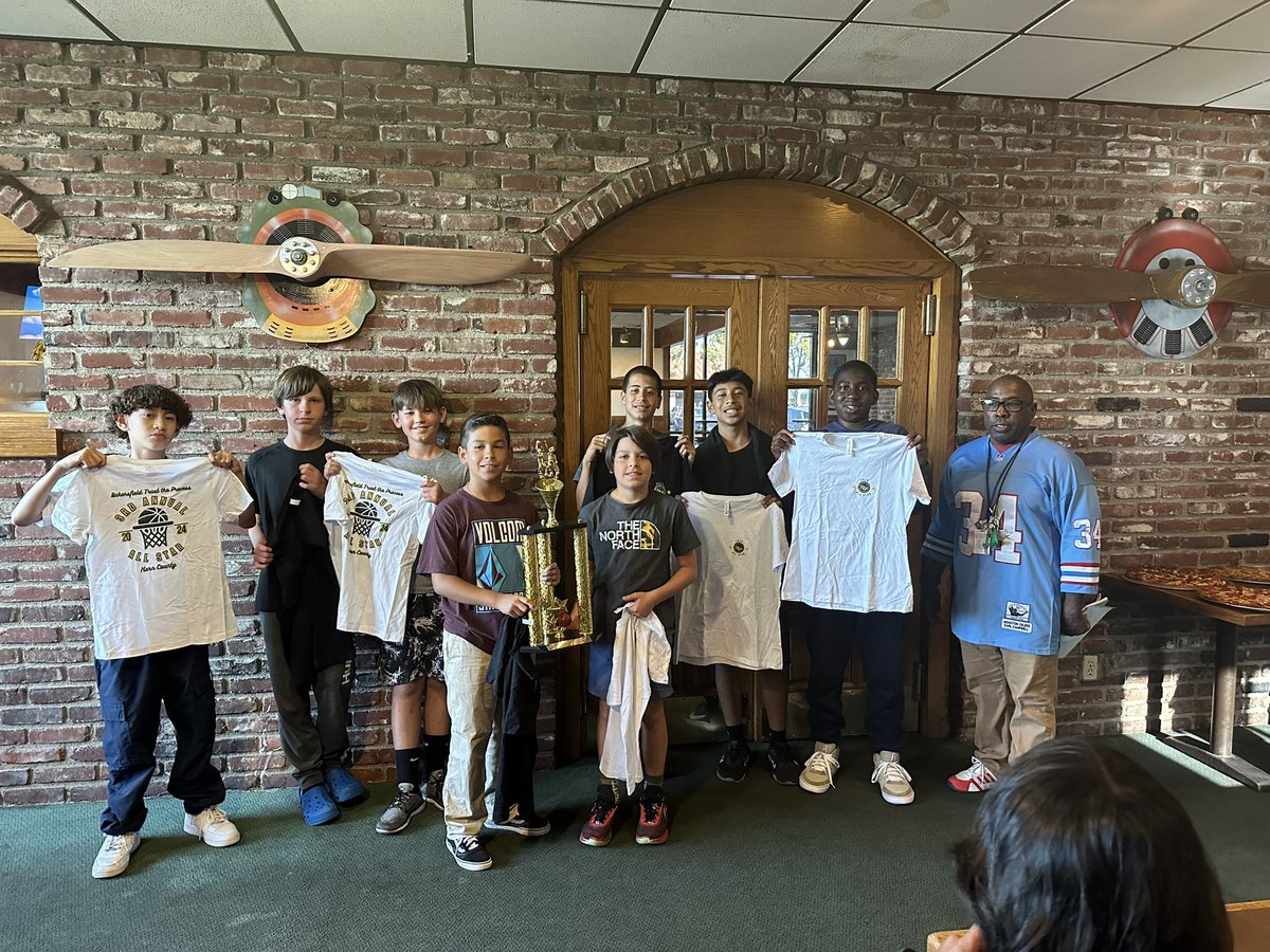 princpayne's tweet photo. Super proud of our McAuliffe Boys Basketball Team!  9/0 season!  True Champions, on and off the court! #WeArePBV #mcauliffeexplorers https://t.co/q2WSCIirPb