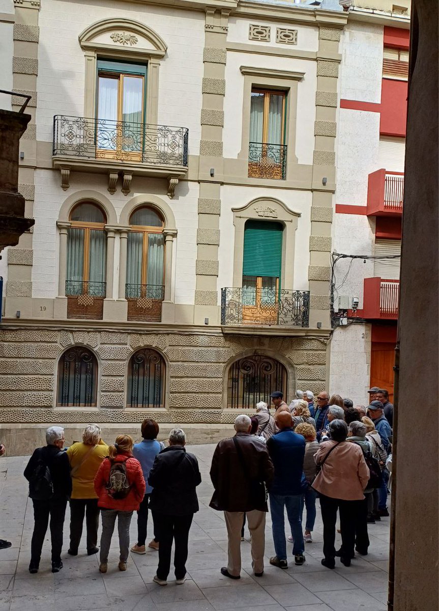 Voleu conèixer la nostra Hª? Visites concertades a través de @MuseudeGuissona 👉🏻museudeguissona.cat ☎️973551414 / 602 22 64 87 c/e museu@guissona.cat
#Guissona #TurismeGuissona #GuissonaTurisme #LaSegarra #SegarraTurisme #Lleida #MuseudeGuissona @AJGuissona @turisme_lasegarra