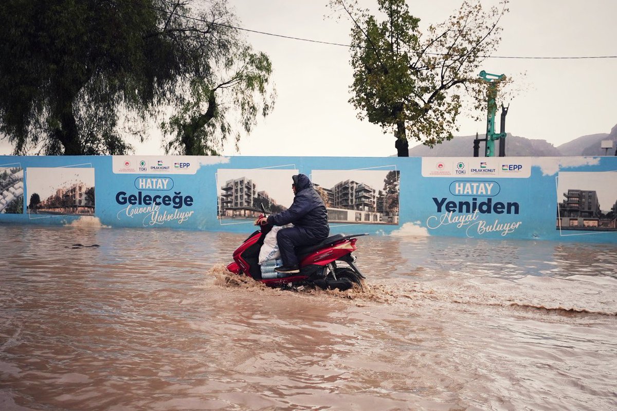 Bugünden bir kare: “Hatay Yeniden Hayat Buluyor”