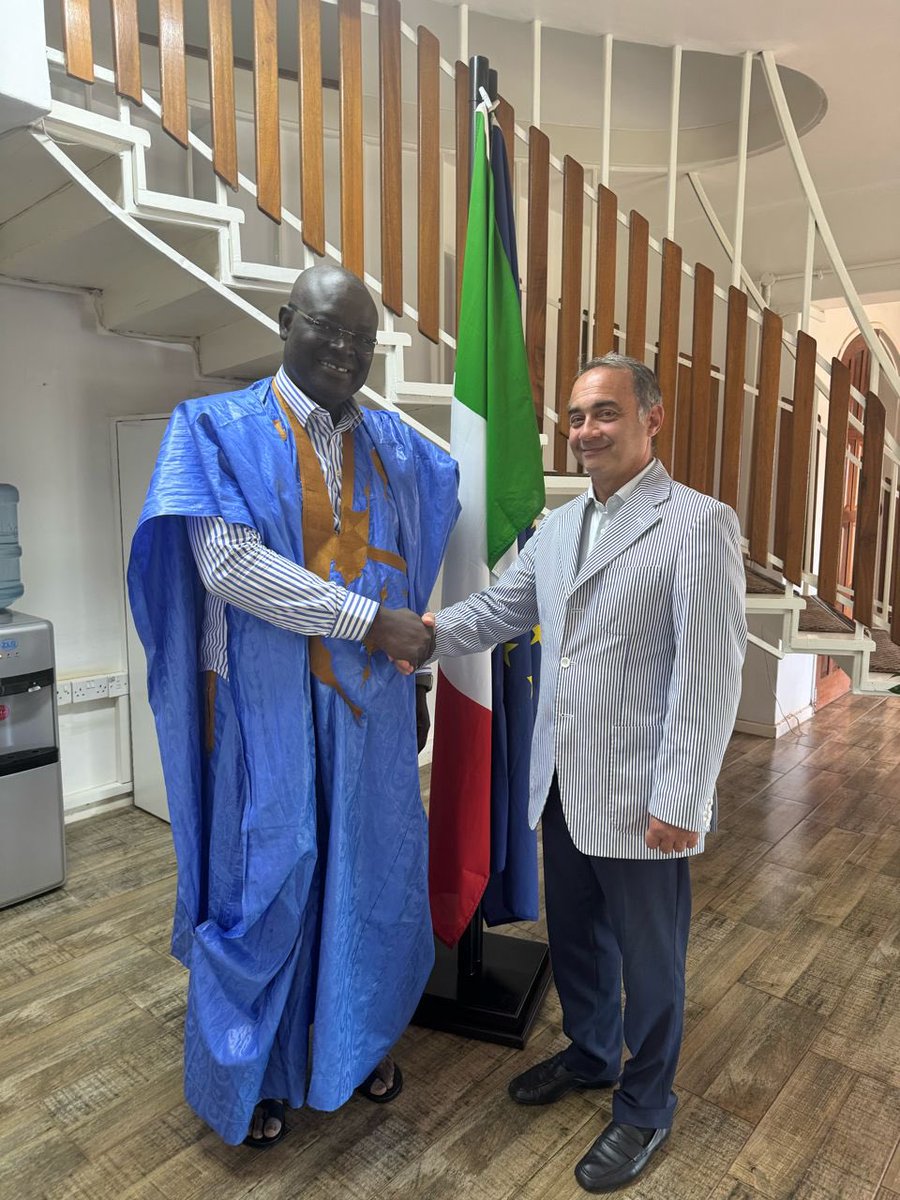 H.E. Umberto Malnati met with Mr. Mamadou Biteye, Executive Director of @ACBF_Official ahead of the May 6-7 High-Level Forum @OECD in Caserta 🇮🇹 on inclusive #PublicGovernance & #SustainableDevelopment in 🌍 & the #MENA region.

#MatteiPlan #ItalyAfricaSummit