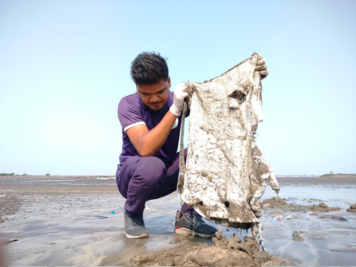 forfuturein's tweet photo. Thank you for joining hands @patkarnssunit @hla_group
.
See you in the next cleanup!
.
.
.
#ForFutureIndia #HarshadDhage #ForFutureIndiaTeam #BeachCleanups #BeachCleanupsIndia #MajhiVasundhara #EnvironmentEnvoy #MangrovesCleanup #BeatPlasticPollution #BeachCleanup https://t.co/z0CapkTfDq