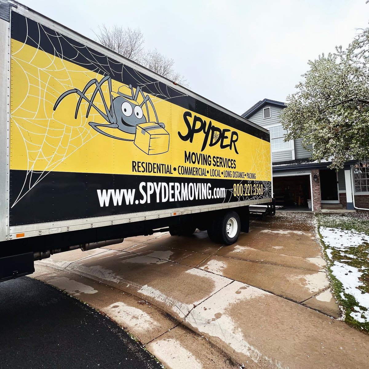 Regular snow days moving! We show up and we deliver! Contact us for your next best move at SpyderMoving.com
#spydermovingandstorage #movingcompany #movers #snow #moveandstore #bestservices #movingservices #bestmovingcompany #colorado #coloradosprings #denver