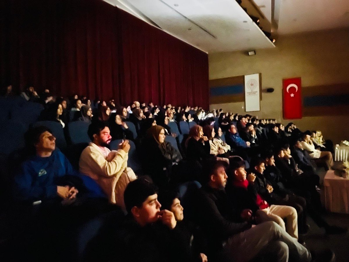 “Seni öldürende yoktur din iman….” ‘Aybüke: Öğretmen Oldum Artık Ben’ adlı film etkinliğimiz… 📍Cevizlibağ Atatürk Kız Öğrenci Yurdu