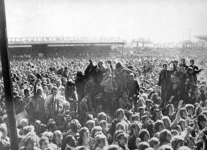 3rd May 1980 - Not a blade of grass to be seen as jubilant fans flood the pitch to celebrate Grimsby's Division Three title. #GTFC