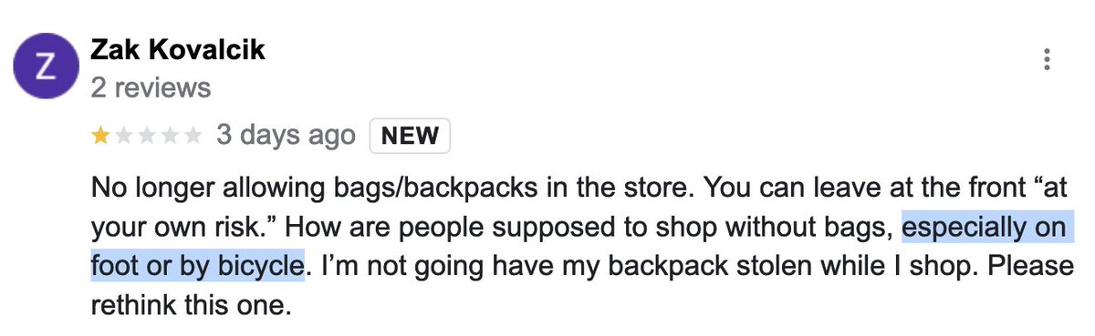 BikinginPDX's tweet photo. Interesting news in anti-cyclist, -pedestrian, &amp; -commuter policies: @Safeway in Downtown Portland on SW Jefferson just banned backpacks, panniers, and reusable bags. So much for people shopping here by bike or foot.

https://t.co/zjXzxB8WIr,,,,

#CC @BikePortland @thestreettrust https://t.co/3XbEzJk8AC