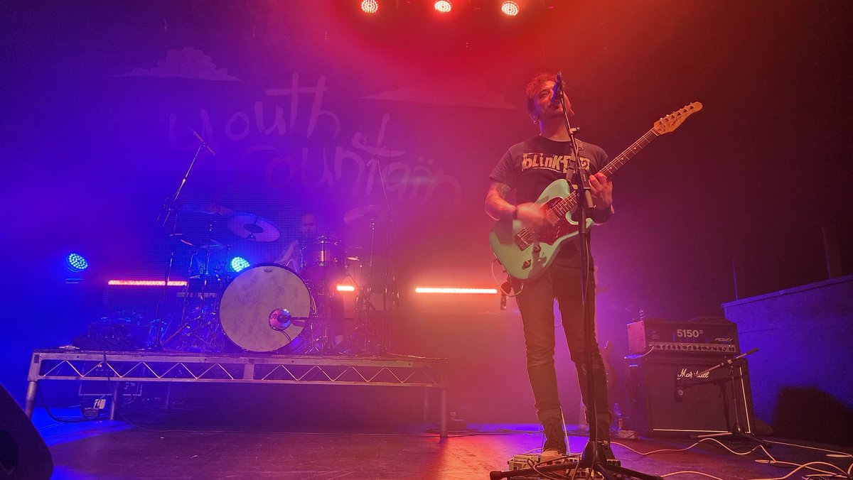 offwinger87's tweet image. First @youthfountain_ show done tonight at the Rickshaw. Thx for the shout out! GL on the rest of the tour!