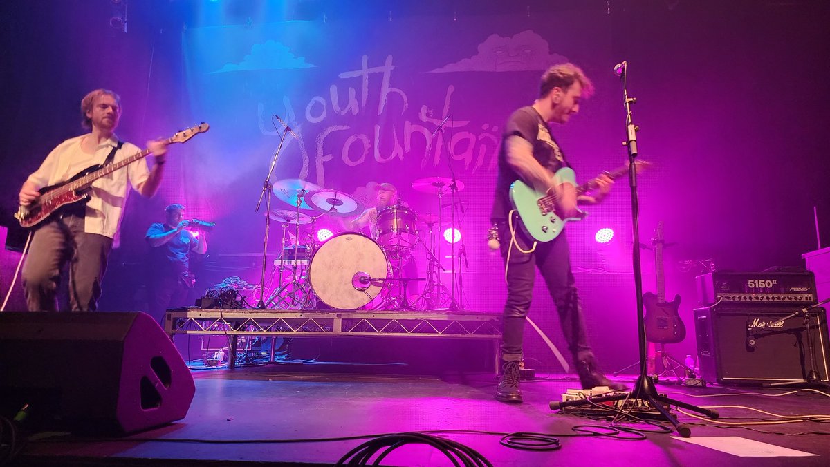 offwinger87's tweet image. First @youthfountain_ show done tonight at the Rickshaw. Thx for the shout out! GL on the rest of the tour!