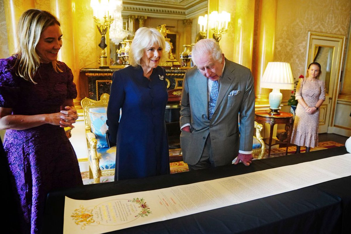 The King has been presented with 69ft (21m) long #CoronationRoll detailing the 6 May 2023 @wabbey ceremony. The historic work includes over 11,00 handwritten words and took 56 days of concentration to achieve. A digital version can be viewed on coronationroll.gov.uk