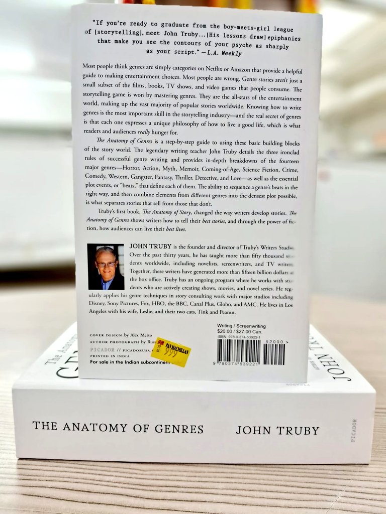 #MayWithPI. Flat 40% Discount.
Presenting the much Acclaimed Book: The Anatomy of Genres (How Story Forms Explain the Way the World Works) by John Truby, published by @picadorbooks. #PIRecommends #BuyFromPI
Order 👉padhegaindia.in/product/anatom…