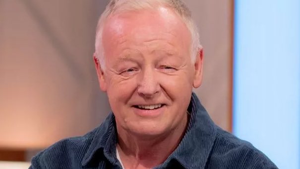 Apple severs ties with Les Dennis after he criticises the firm’s policy of automatically disabling low power mode when iPhones reach 80%