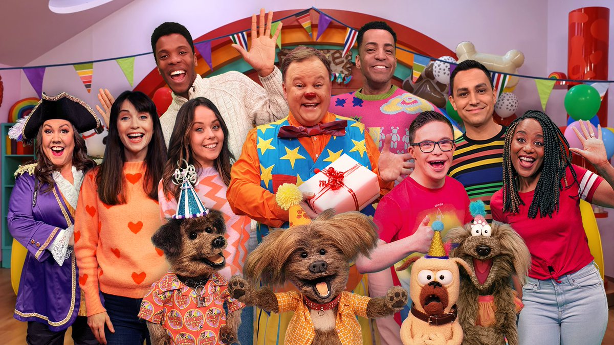 Tomorrow we are celebrating Dodge’s 6th Birthday on the CBeebies channel with a special! BIRTHDAY PARTY IN THE CBEEBIES HOUSE airs on CBeebies at 9.30am this Saturday 4th May and is available on BBCiPlayer!

#DodgeTheDog #CBeebiesHouse #CBeebies #decadeofdodge #puppet #puppeteer