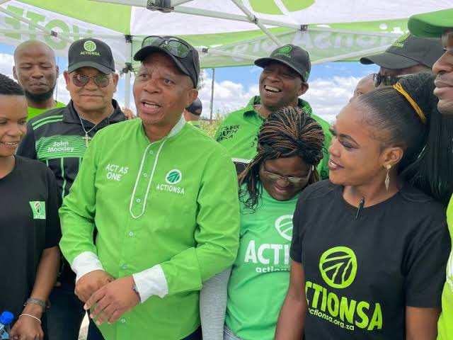 The members of ActionSA don’t get to be sidelined, they feel at home under the leadership of Herman Mashaba. The DA has no place for Black People, while Herman has a place for all the races we have in the World. ActionSA is the future. #VoteActionSA