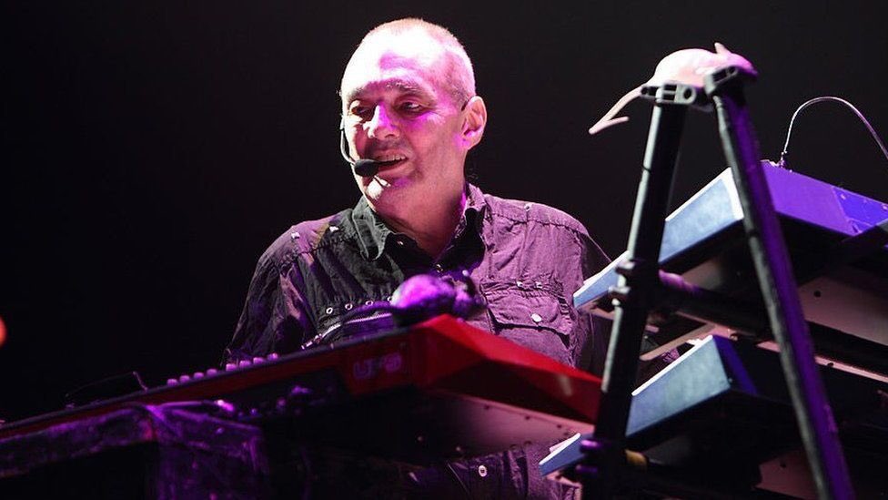 Remembering Dave Greenfield. Passed away this day in 2020. English keyboardist, singer and songwriter who was a member of The Stranglers. After his death it was revealed that he had been a very high-functioning autistic #DaveGreenfield #Stranglers 🎹 🥀