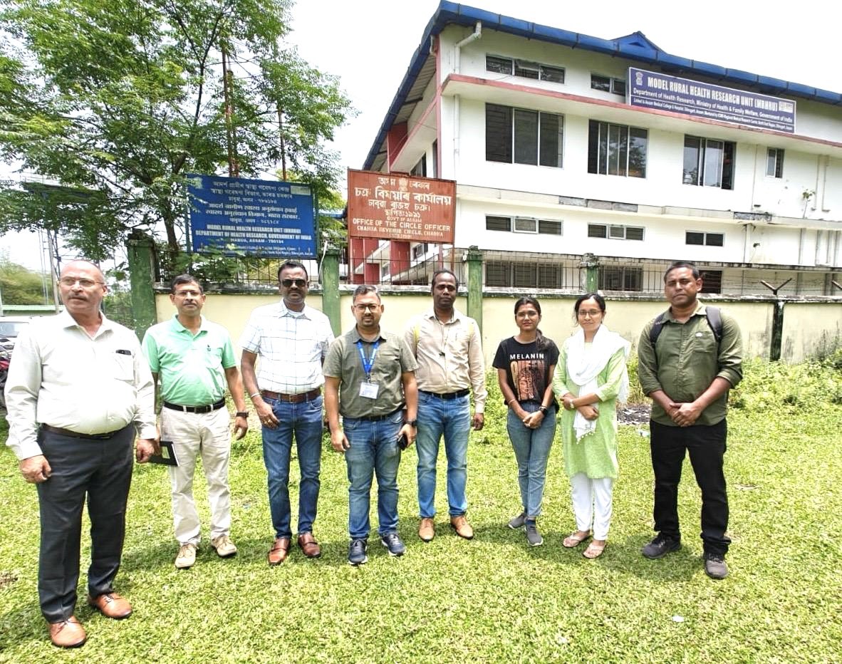 ICMR-RMRCNE Director and Nodal Officers visited the DHR-MRHRU in Chabua, Assam. The team discussed strategic plans for 2024-25 with Dr. Nabajyoti Gogoi and his RHTC team to achieve the mission of 'ONE HEALTH FOR ALL’.