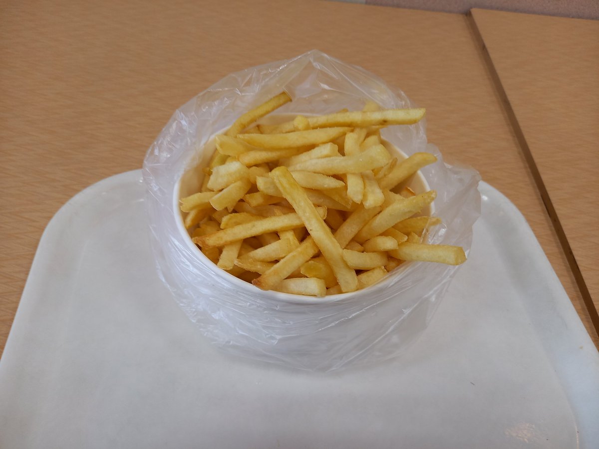 ありがとうイトーヨーカドー福島店
ポッポでソフトクリームとポテトを食べました🍦🍟