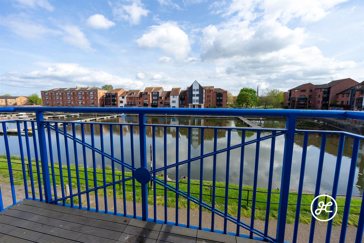 Bridgwater Docks - £155,000
josephcasson.co.uk/property/maddo…

#taunton #bridgwater #dreamhome #estate #estateagent #estateagents #estateagency #familyhome #forsale #house #househunting #independentagent #josephcasson #josephcassonestateagency #movinghome